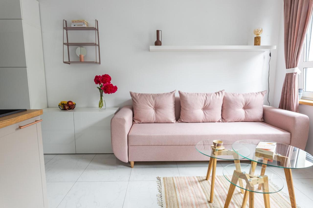 Moveen! Wynajem Apartamentow We Wroclawiu! 10 Minut Od Centrum Dış mekan fotoğraf