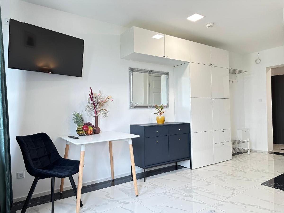 Moveen! Wynajem Apartamentow We Wroclawiu! 10 Minut Od Centrum Dış mekan fotoğraf